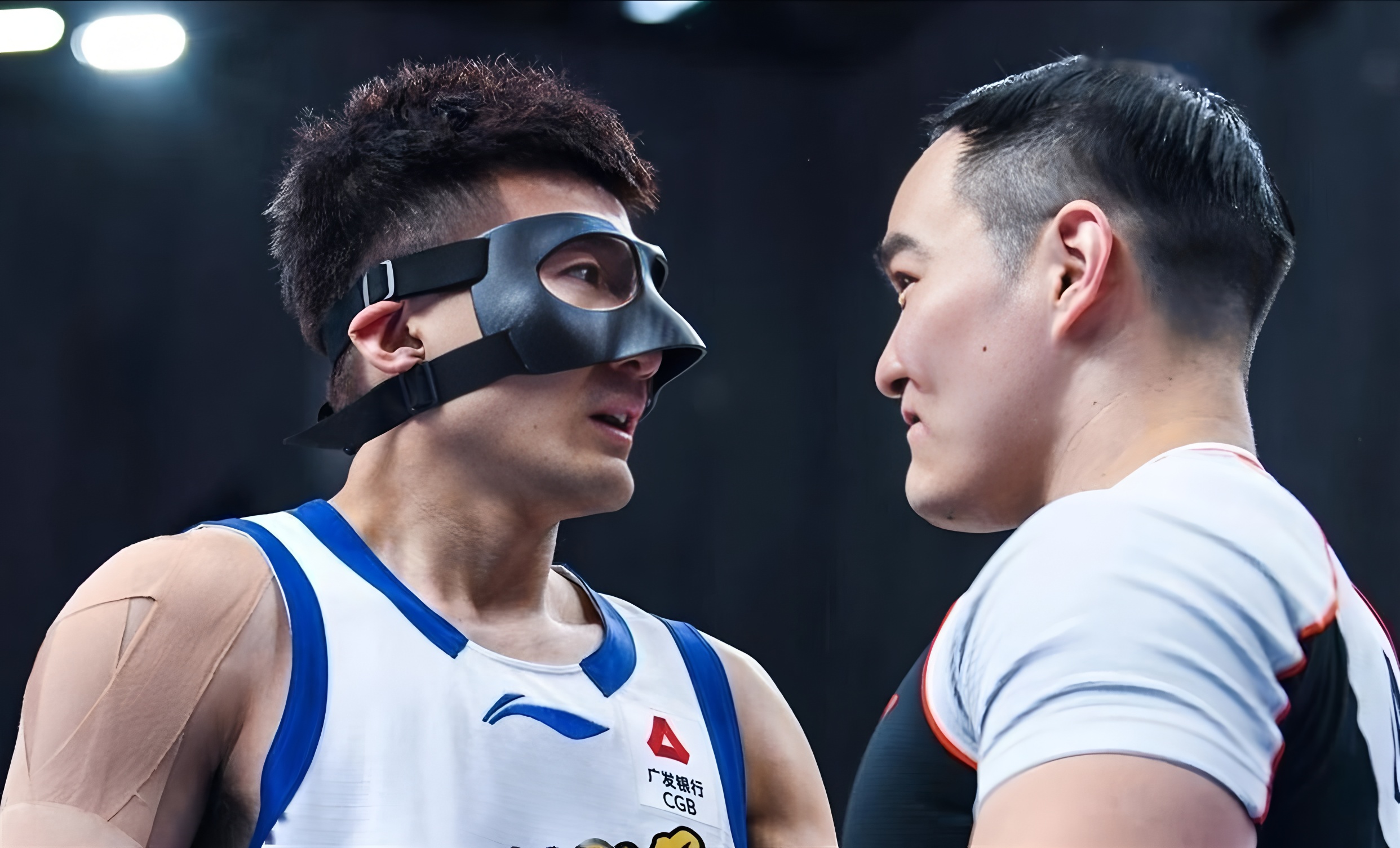 MILANSPORT入口-风云突变深圳男篮窗口期单刀错失今晚山东泰山备战亚冠，现场解说直呼：迈阿密热火集结日远射贴柱的简单介绍